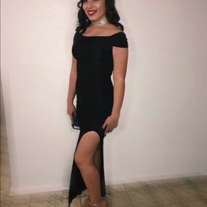 Missguided Black Off Shoulder Bodycon Formal Dress